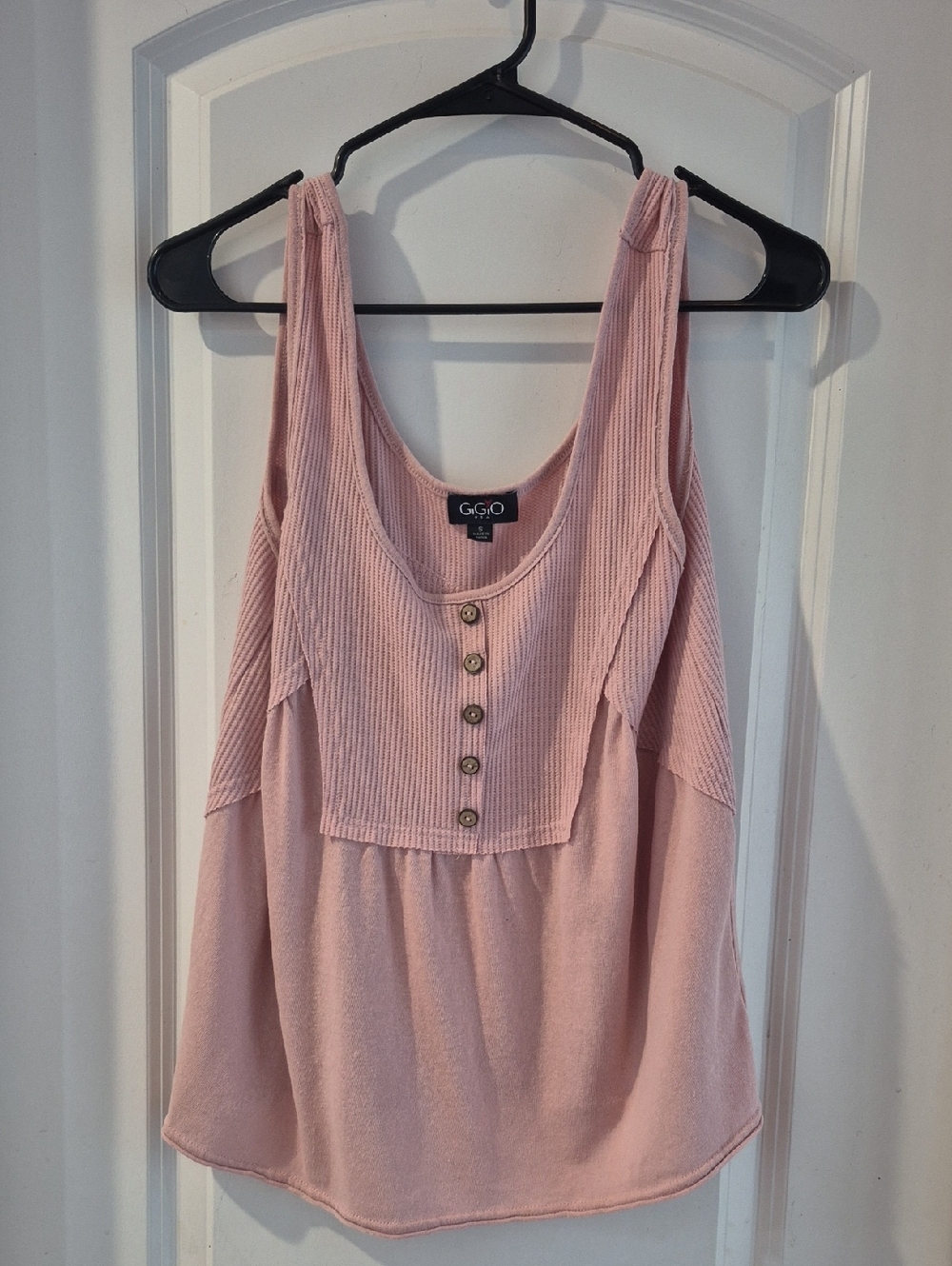 G.G.O Blush Ribbed Button-Front Tank Top